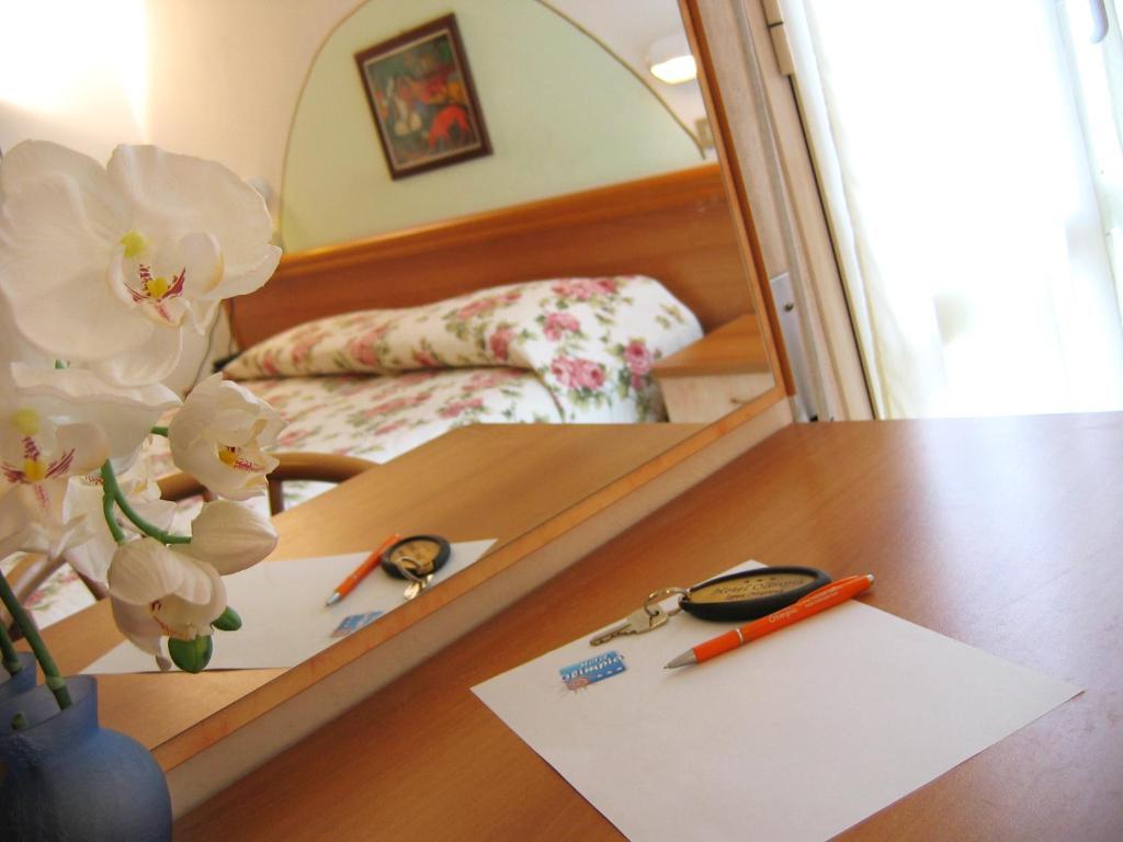 Hotel Olimpia Bellaria-Igea Marina Bilik gambar
